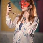 Sinem Öztürk Instagram – Biz kimiz? Güzel miyiz… @zogobkm 
24 Kasım’da görüşmek üzere🤍