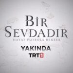 Sinem Öztürk Instagram – “Hayat futbola benzer, ikisinde de kazanmanın yolu aynı; hedefini belirle, durmadan ilerle, engel çıkarsa çalım at, koş ve vur.”

İlk tanıtımımız sizlerle! 
#BirSevdadır yakında @trt1’de başlıyor!💫

@birsevdadirtrt @bozdagfilm