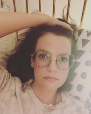 Siobhan Thompson Instagram - Coming out of quarantine dumber, blinder and with no bleach in my hair
