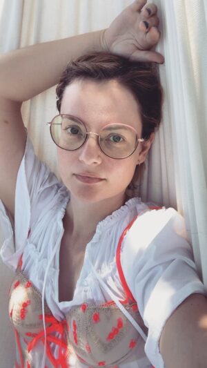 Siobhan Thompson Instagram - Light