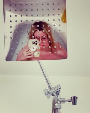 Siobhan Thompson Instagram - Cool new way to send nudes just dropped