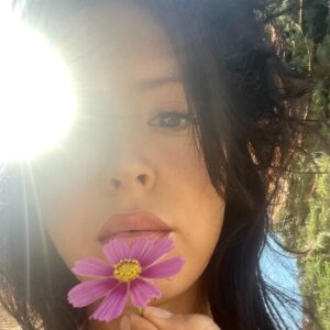 Sirah Instagram - Been growing…my hair 🦋🕊✨