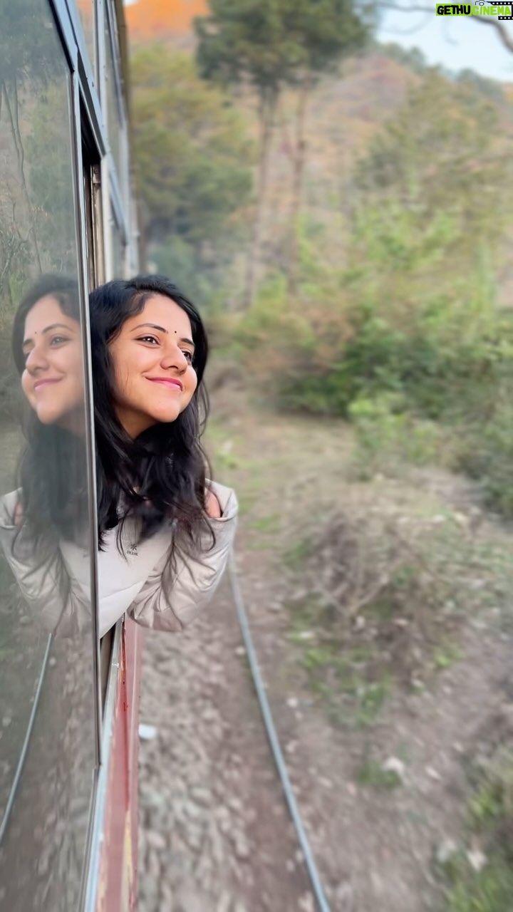 Sireesha Bhagavatula Instagram - Reminder to live in the moment no matter what. We can feel exactly two contrasting ways at the same time and it’s absolutely natural and unavoidable :) This too shall pass… #shimladiaries #notetoself