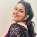 Sireesha Bhagavatula Instagram – Dolled up for #VijayAntonyLive yesterday in Kovai ❤️

Wearing this beautiful outfit from @styl_chennai ❤️🖤
Gorgeous makeover by MUA @harini_muah ❤️🖤
Elegant hairstyle by @shreenika_beautician ❤️🖤