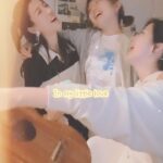 Sisley Choi Instagram - “the best version ever” 驚人動聽版本 @sisleychoi @herachann 「幸福都不過如此」 🥹🫶🏼 little love歌裡講到的小確幸，在黑暗中感受到很細微但實在的愛，絕對包括呢兩位在內。 被了解，被接受，有人同你一樣癲，每次見面都找到最真的笑聲。很難得，很感恩 ❤️ love you both. #cantopop #littlelove #friendship