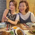 Sisley Choi Instagram - 其實我真嘅Daddy媽咪冇話我煩☺️ 係嗰啲疑似父母嘅朋友先唔識欣賞我嘅熱情😌 重點係兩pair人都好錫我❣️