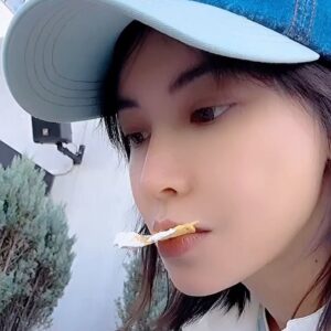 Sita Chutipaworakarn Instagram - รับฮีลใจทั่วกรุงโซล