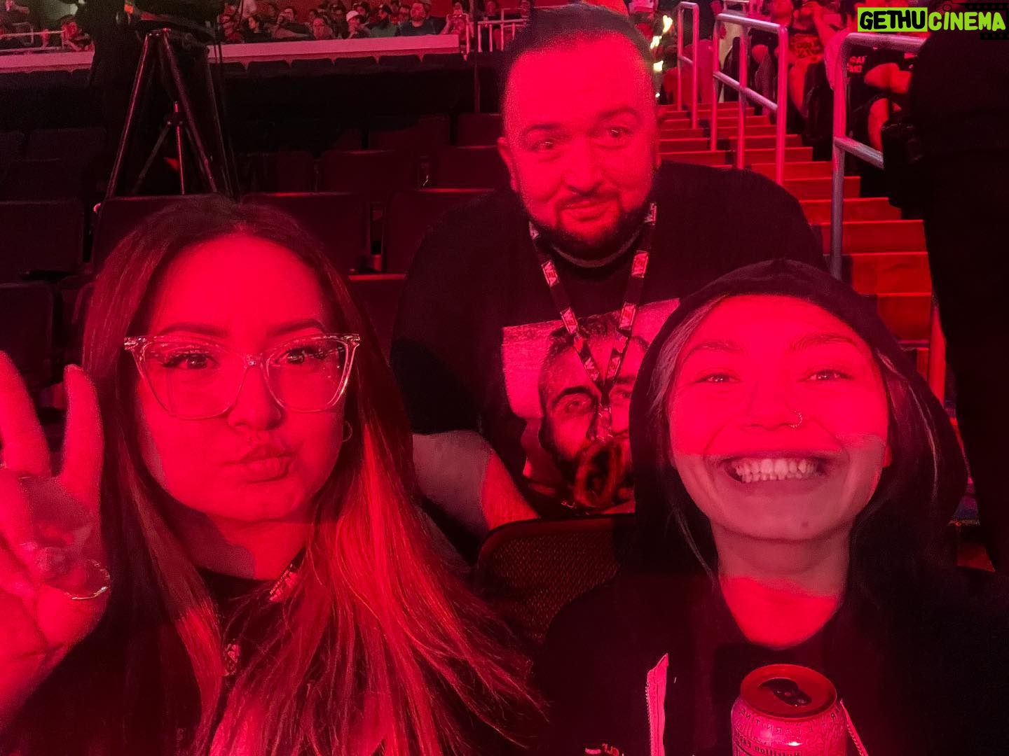 Skye Dolecki Instagram - Some days I truly can’t believe this is my life, but I love every second of it and the people I get to share it with 💙✨