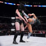 Skye Dolecki Instagram - “I promise I don’t bite” My fingers where crossed when I said it 😇 #aew #aewrampage #aewdynamite #aewwrestling #womenswrestling #skyeblue Photo: @bozdtwd