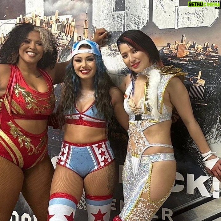 Skye Dolecki Instagram - All Out. Forever grateful to be Chicago’s own 💙 #aew #aewallout #chicago #skyeblue #zerohour #aewzerohour
