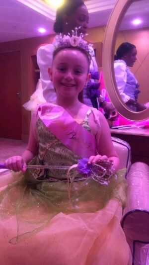 Skylar Gray Instagram - Circa @disneycruiseline 2019 @princess__tiana__ was my jam! I still love Disney and I can’t wait to cruise again!