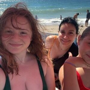 Skylar Gray Instagram - beach bumin until further notice ⛱️
#beachday #beachlife #california #malibu #photooftheday #explorepage #explore #calilife #summer #family #zuma