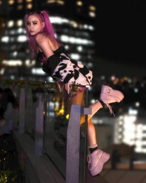 Skylar Roberge Instagram - Dreams don’t have to die with you • keep following
🌌🌙💕
Lost in Translation pt. 1
📸 @zurkzenemixa ✨

#shibuya #tokyo #lostintranslation #cityview #esqape #followyourdreams