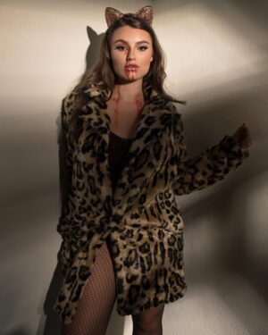 Skyler Wright Instagram - meow 🐾 photo by @jeandrenard