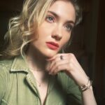 Skyler Samuels Instagram - ✨👽✨