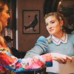 Skyler Samuels Instagram - may you surround yourself with people who look at you the way i look at @livvia 😂 💕👯‍♀️