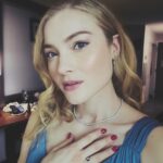 Skyler Samuels Instagram - If you’re gonna have the blues, may they be sapphire 😉💙 💎 x @charlesandcolvard #madenotmined #charlesandcolvardpartner