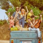 Smaragda Karydi Instagram - «Η ΜΑΡΙΧΟΥΑΝΑ ΤΗΣ ΜΑΜΑΣ ΕΙΝΑΙ Η ΚΑΛΥΤΕΡΗ» του Ντάριο Φο Με τεράστια χαρά και ανυπομονησία περιμένω να ξεκινήσουμε στο Θέατρο Ήβη με την καλύτερη ομαδάρα συνεργατών που θα μπορούσα ποτέ να φανταστώ Από 18 Οκτωβρίου στο θέατρο Ήβη αναβουμε τους ναργιλέδες Η προπώληση ξεκίνησε από την @vivagr_tickets Παίζουν: Σμαράγδα Καρύδη @smaragda_karidi_official Τάκης Παπαματθαίου @takispapamatthaiou Γιώργος Νούσης @nousis_giorgos Χάρης Χιώτης @xarisxiwtis Τάσος Ροδοβίτης @rodobitistasos Διαμαντής Αδαμαντίδης @innerd_official Ιωάννα Λέκκα @lekkaki Μετάφραση: Ευδόκιμος Τσολακίδης @evdokimos_tsolakidis_official Διασκευή - Σκηνοθεσία: Σμαράγδα Καρύδη Σκηνικά: Μαρία Φιλίππου @maria.filippou_design Κοστούμια: Μαρία Κοντοδήμα @kododiman Πρωτότυπη Μουσική: Διαμαντής Αδαμαντίδης @innerd_official Πρωτότυποι Στίχοι: Σοφία Καψούρου @sofiakapsourou Video art: Παντελής Μάκκας @pantelismakkas Σχεδιασμός φωτισμών: Δημήτρης Κουτάς @dimitriskoutas Βοηθός Σκηνοθέτη: Μαριάνθη Μπαϊρακτάρη @marianthi_bairaktari Φωτογραφίες: Ελίνα Γιουνανλή @elinanophoto Trailers: Σπύρος Μαλτέζος @spyros.maltezos Graphic design: Indigo Creative @indigo_creative_gr Social Media: ad4art @ad4art_ Παραγωγή: Θεατρικές Σκηνές @theatrikesskines #imarixouanatismamas #theatrikesskines #theatroivi #comingsoon