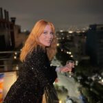 Smaragda Karydi Instagram – Μόνο αγάπη ❤️ 
Τίποτα άλλο δεν είναι στο χέρι μας, αλλά αυτό είναι πολύ 
#2024 #happynewyear