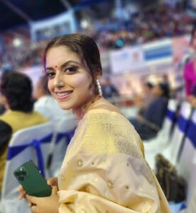 Sneha Paul Instagram - So happy to attend this kolkata Film Festival At Kolkata. Outfit- @dorbysneha Makeup’s - @shahsumana #kolkatafilmfestival2023 #kiff #kolkata #kolkatadiaries #kolkatacityofjoy