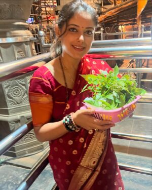 Sneha Paul Instagram - Har har Mahadev 🔱 🙏🏻
#bhimashankar #12jyotirling #darshan #monday