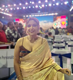 Sneha Paul Instagram - So happy to attend this kolkata Film Festival At Kolkata. 

Outfit- @dorbysneha 
Makeup’s - @shahsumana 

#kolkatafilmfestival2023 #kiff #kolkata #kolkatadiaries #kolkatacityofjoy