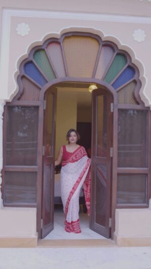 Sneha Paul Instagram - O sajni re ❤️

#tranding #song #live #loveislove #feelitreelit #care #gratitude #emotion #lovestory #snehapaul
