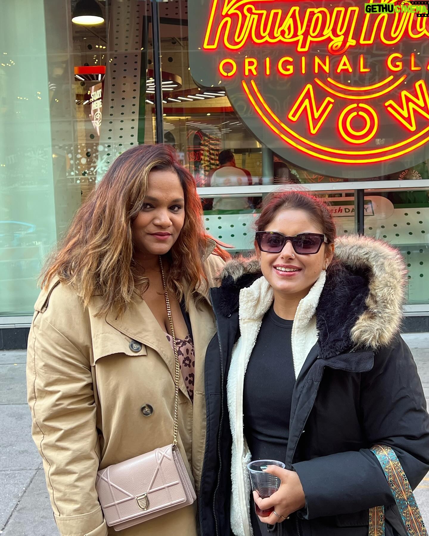 Sneha Paul Instagram - So Happy to met you at New York City. @deepa_emme