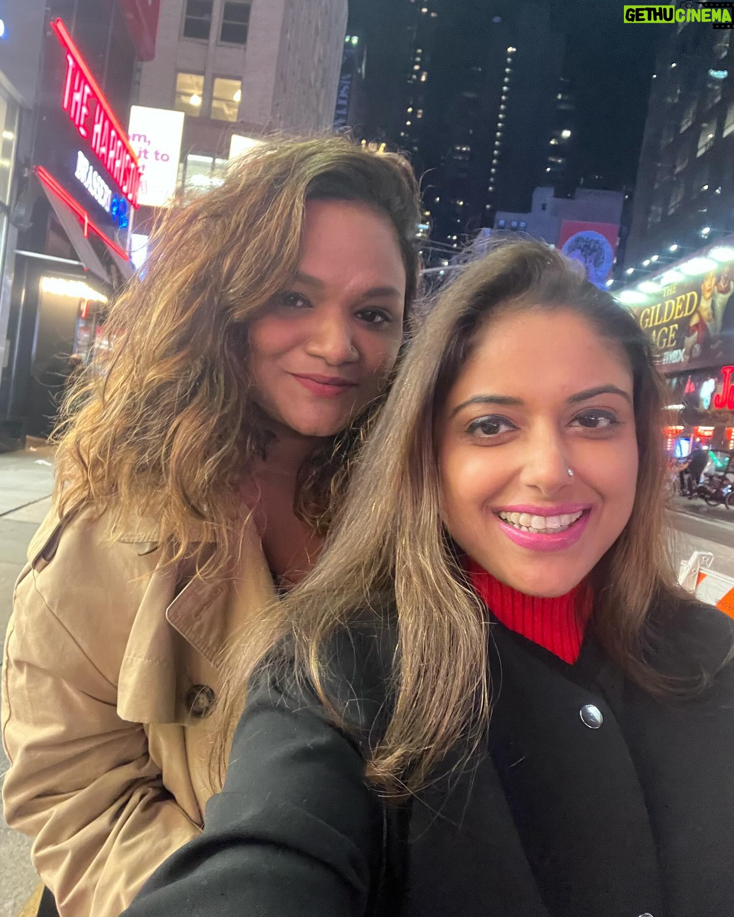 Sneha Paul Instagram - So Happy to met you at New York City. @deepa_emme