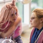 Snezhana Samokhina Instagram - Сегодня вышла уже 7 серия #моямамашпион 🖤 ⠀ Кто-нибудь из моих подписчиков смотрит? Дайте обратную связь 🫶🏼