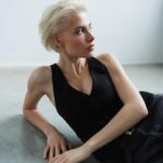 Snezhana Samokhina Instagram - Чувствуй 🤍 Ph @alyonaroman.ph Mua @yana_koptyakova