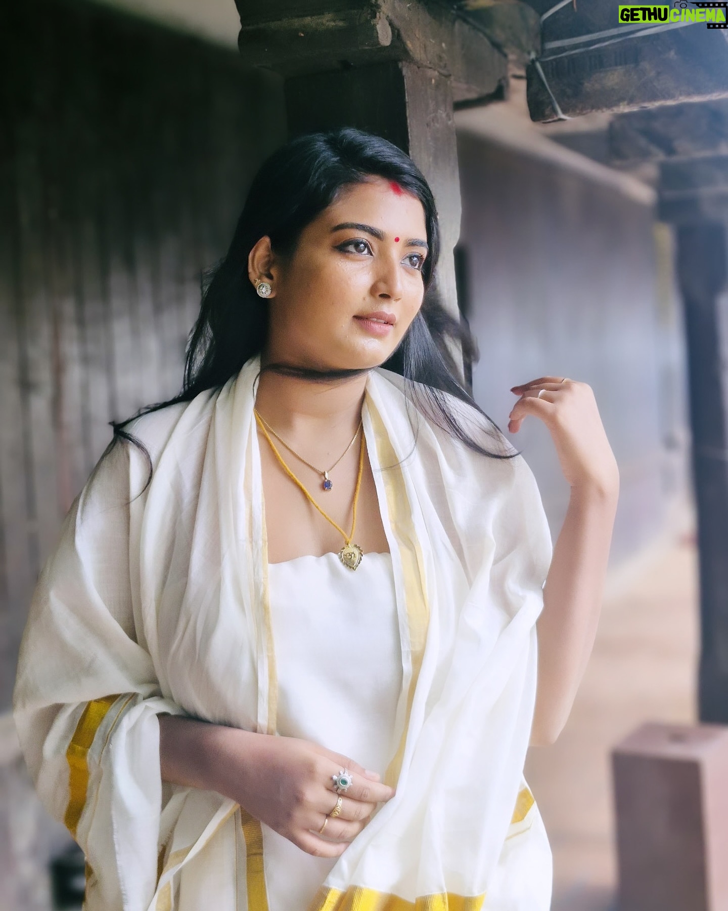 Snisha Chandran - 2.9K Likes - ❤️🔥
#picoftheday #pic #picofday #like #likesforlike #insta #instagram #instalove #instalike #instagood #instadaily #snishachandran #subhadramonzeekeralam #loveyourself #love #loveyou #instamood #instaphoto