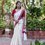 Snisha Chandran Instagram - 🌸♥️ 📸 @_wo_l_fy_ #pic #picture #picoftheday #picofday #nature #naturalpicture #traditional #saree #sareelove #insta #instagood #instagram #instamood #instalike #instadaily #like #likesforlike #snishachandran #love