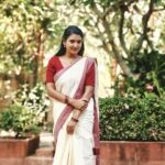Snisha Chandran Instagram - 🌸♥️ 📸 @_wo_l_fy_ #pic #picture #picoftheday #picofday #nature #naturalpicture #traditional #saree #sareelove #insta #instagood #instagram #instamood #instalike #instadaily #like #likesforlike #snishachandran #love