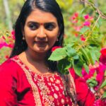 Snisha Chandran Instagram - ❤️🥀 📸 @kasthurba_ #pic #picoftheday #picture #instagram #instalike #like #flowers #snishachandran #anjali #subhadramserialonzeekeralam #love #likesforlike