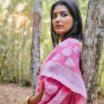 Snisha Chandran Instagram - 🌸 📸 @_anandhu_b_sathyan_ #picoftheday #pic #picture #picofday #subhadram #subhadra #subhadramserialonzeekeralam #zee #insta #instagood #instagram #instalike #instadaily #instamood #like #liketime #snishachandran #love