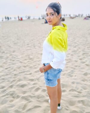 Snisha Chandran Instagram - 💫🔆

📸 @aadi_jn 

#picoftheday #picture #pic #picofday #enjoy #enjoyeveryday #like #liketime #likesforlike #insta #instagood #instalike #instagram #instadaily #snishachandran #love #snisha #enjoyeverymoment