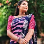 Snisha Chandran Instagram - 🌸 📸 @_wo_l_fy_ #picoftheday #subhadramonzeekeralam #anjali #snishachandran #pictures #like #instagram #instadaily #instalove #instalike #instagood #insta #loveislove #loveyourself #loveislove #instamood