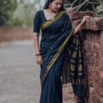 Snisha Chandran Instagram - 🖤 🥻 @kalyani_cotton 📸 @_arjunmangalashey_ #picture #black #blacksaree #sareelove #sareelover #loveyourself #love #instalike #like #intagood #instagram #instagood #instadaily #instamood #insta #picoftheday #picofday #snishachandran #love