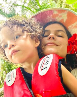 SoKo Instagram - ❣️Happy Valentine’s Day ❣️
Please allow me to gush over this cuteness..
This is my mini Valentine. Biggest love of my life.. Forever love. Who has been writing me valentines card everyday for a week ! 

Happy day of love to all the kinds of love you have in your life..
And for those who miss their loved one, who lost their loved one, who are alone today, i send you an extra  big warm fuzzy hug and love. 🤗🎈