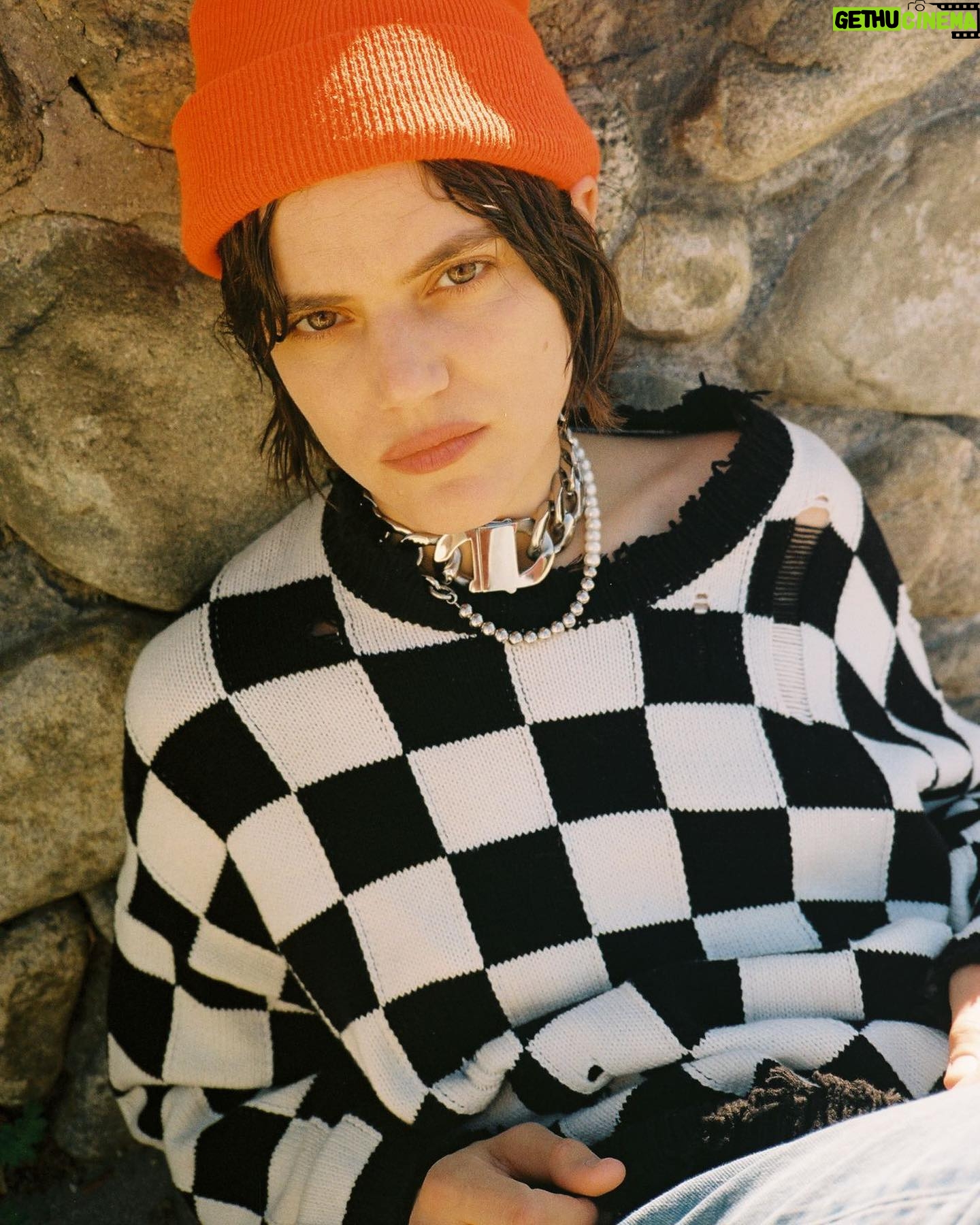 SoKo Instagram - ❣️❤️🔥❣️ It’s weird to have Valentine’s Day coming up and not having a Valentine this year. After being with who I thought I was going to have as my Valentine for the rest of time, who was going to be the love of my life forever and ever and even after.. Makes my heart break in all sorts of ways. Anyone else feel me on this ? Life had other plans.. This year really has taught be a lot about resilience and moving forward. So I’ll spend Vday with my mini Valentine❣️ My one true love forever. And give myself a lot of self love and compassion instead. Which is also the best victory of all.. I made a tiny human.. my entire heart is walking out of my body by themselves and having a life of their own. It’s wild ! Also.. I’ll be playing a show that night.. which.. makes me suuuuuuper suuuuuuper happy and i feel so lucky to get to do what i love with people i adore.. . These pics were taken by my Mimi @miriam_marlene and styled by @jaredengstudios in @r13 and @vitaly jewelry.