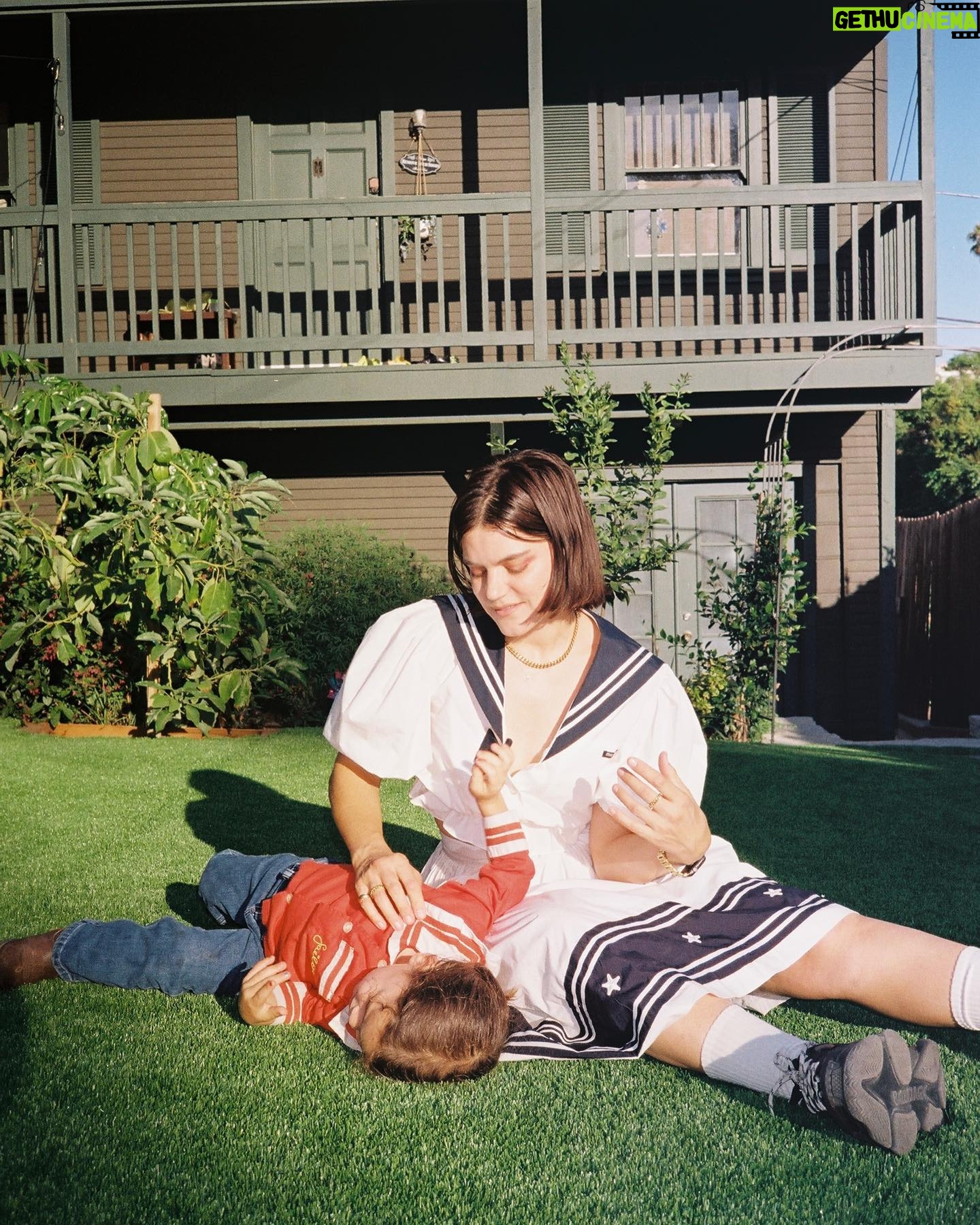 SoKo Instagram - Playful, tender, silly, cuddly, repeat.. @miriam_marlene captured our matching sailor outfits right before we went to see @parcelsmusic at the @hollywoodbowl we had such a fun night and Indigo got to see their favorite band live.. Yes, Iām gonna miss LA so much.. and.. being silly in our garden.. Thank you Mimi for capturing all these precious moment of our mini family.. ā£ļøšš