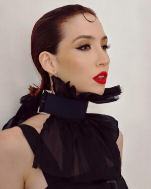 Sofía Gala Castiglione Instagram - 🧜‍♀️ sirena isabelina
x @kostumeba 
makeup: @veroluna.makeup 
hair: @mauromaxdebrito