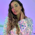 Sofía Sisniega Instagram - ✨ Obsessed ✨ Look de @mariandreegaitan 🍭 con joyitas de @iconique.jewels 💎 via @steponfashion Hair&MakeUp @joanbernalmakeup 🍬 Gracias siempre @pureandb & @alicegamusstyling 💕 #DisneyGala @fashionweekmx @disney @disneyplusla 🧜🏼‍♀️