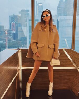 Sofía Sisniega Instagram - Día de Junkets
Wearing: @prada

#LasViudasDeLosJueves
#ThursdaysWidows @netflix @netflixlat @netflixmx 

My lovely team: @pureandb & @luminamgmt 
Styling: @alicegamusstyling 
Hair: @adrian_gama 
Make Up: @anagdev
Nails: @maricumx