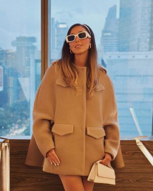 Sofía Sisniega Instagram - Día de Junkets
Wearing: @prada

#LasViudasDeLosJueves
#ThursdaysWidows @netflix @netflixlat @netflixmx 

My lovely team: @pureandb & @luminamgmt 
Styling: @alicegamusstyling 
Hair: @adrian_gama 
Make Up: @anagdev
Nails: @maricumx