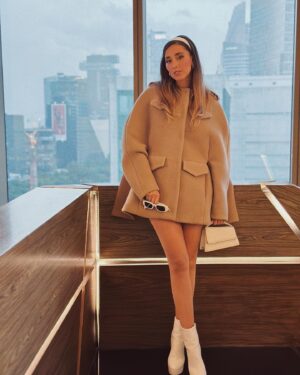 Sofía Sisniega Instagram - Día de Junkets
Wearing: @prada

#LasViudasDeLosJueves
#ThursdaysWidows @netflix @netflixlat @netflixmx 

My lovely team: @pureandb & @luminamgmt 
Styling: @alicegamusstyling 
Hair: @adrian_gama 
Make Up: @anagdev
Nails: @maricumx