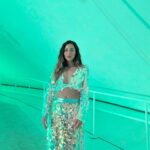 Sofía Sisniega Instagram - ✨ Obsessed ✨ Look de @mariandreegaitan 🍭 con joyitas de @iconique.jewels 💎 via @steponfashion Hair&MakeUp @joanbernalmakeup 🍬 Gracias siempre @pureandb & @alicegamusstyling 💕 #DisneyGala @fashionweekmx @disney @disneyplusla 🧜🏼‍♀️