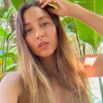 Sofía Sisniega Instagram – >
Bin in tzuutz a chi tut yam x cohl.

Besaré tu boca entre las plantas de la milpa.