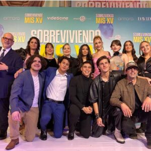 Sofía Carrera Instagram - @sobreviviendomisxv @videocine 

¡¡¡ Hoy es el estreno !!! 🩷